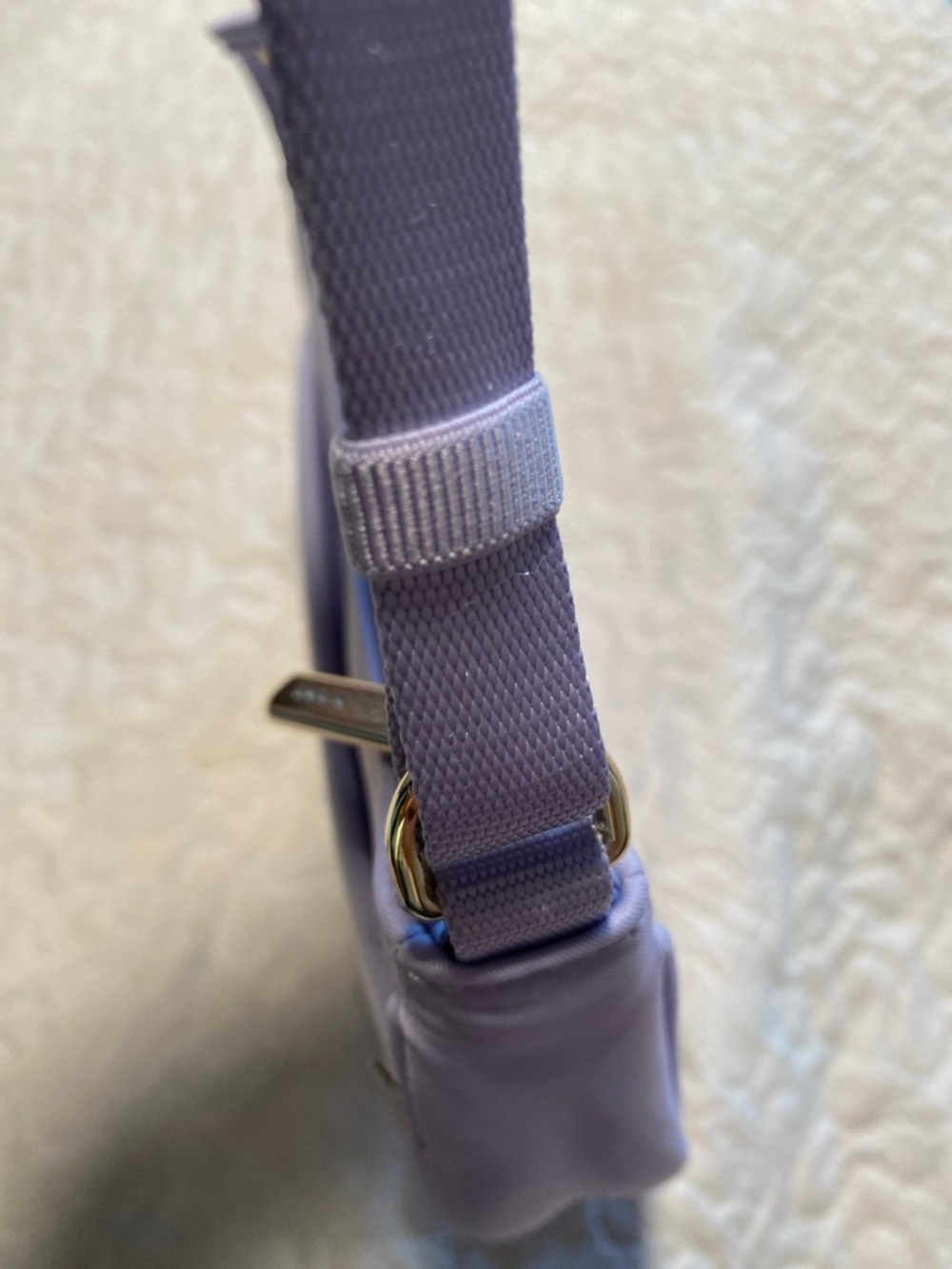 lululemon athletica Lilac Shoulder Bag with Gold Hardware - Picture 12 of 12